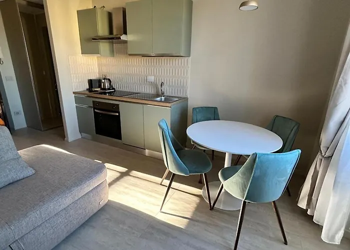 Alaya - New, & Luxury In San Giovanni * Rom